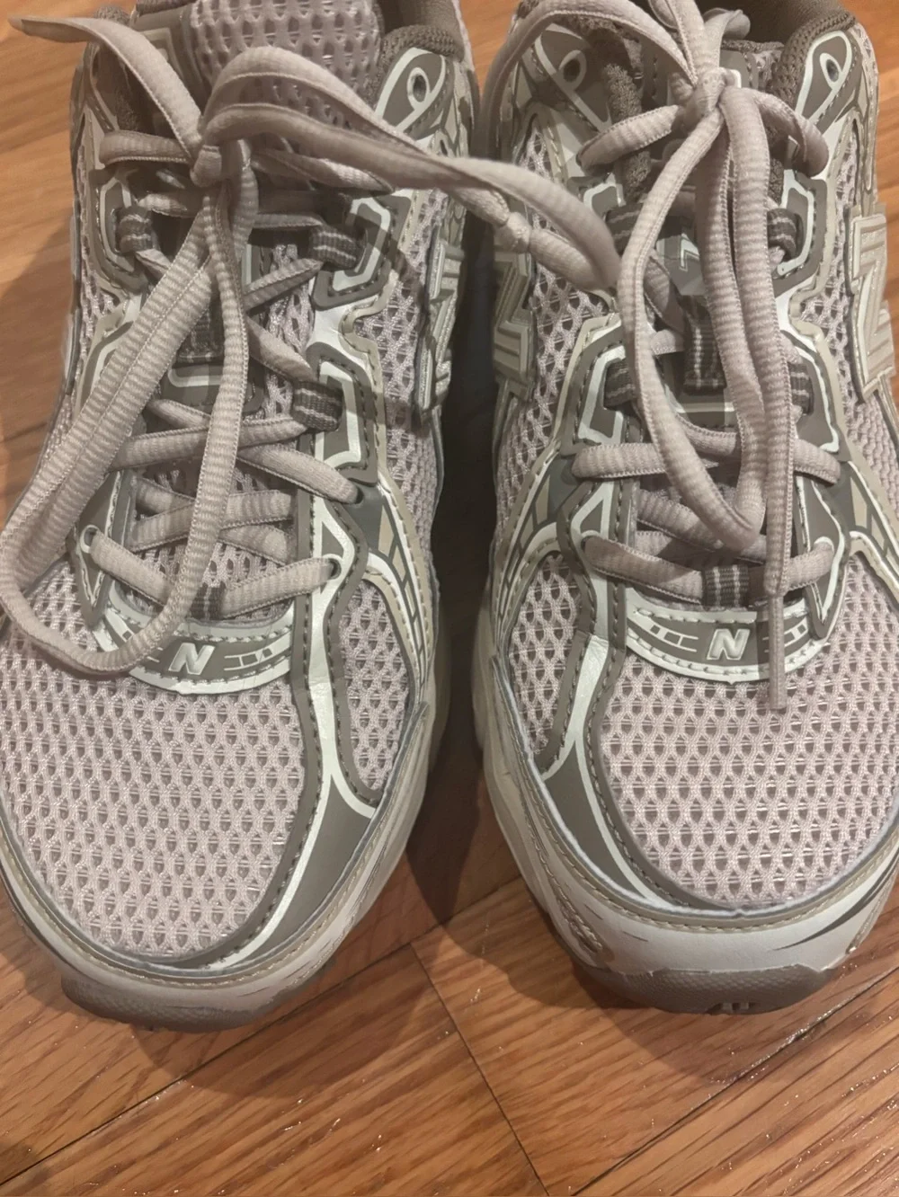 New Balance 740 Sneakers - Gray Size 8